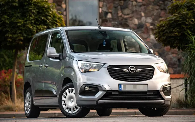 mazowieckie Opel Combo cena 46500 przebieg: 175000, rok produkcji 2019 z Tomaszów Mazowiecki